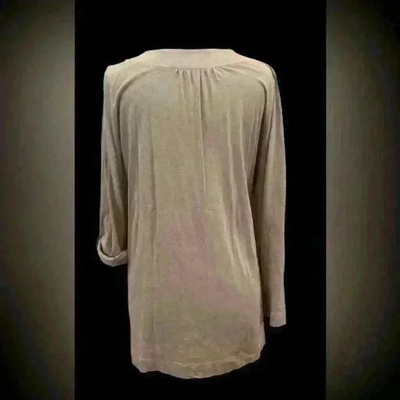 J.JILL 100% cotton V -neck long sleeve women’s shirt in tan - Picture 5 of 6